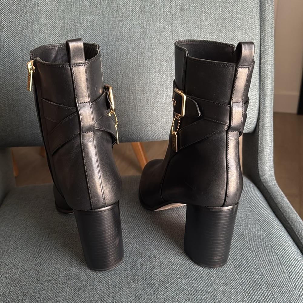 Coach Olivia Bootie - Size 9 - Picture 6 of 11